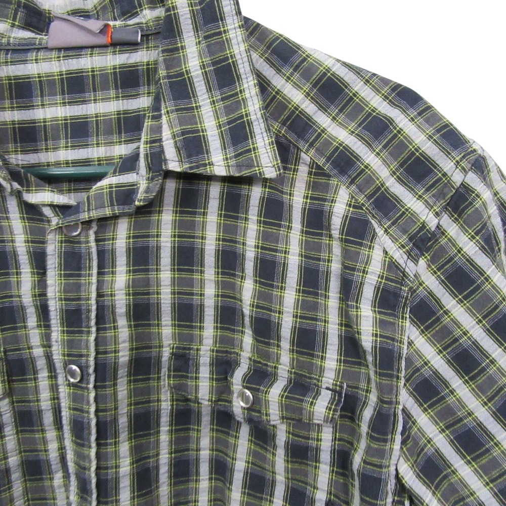 Merrell Mens Button Up Shirt M‎ Green Plaid Pearl Snap Short Sleeve Pocket